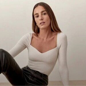 Reformation Sweetheart Neckline Ribbed Knit Top Women’s M‎ Light Academia Chic
